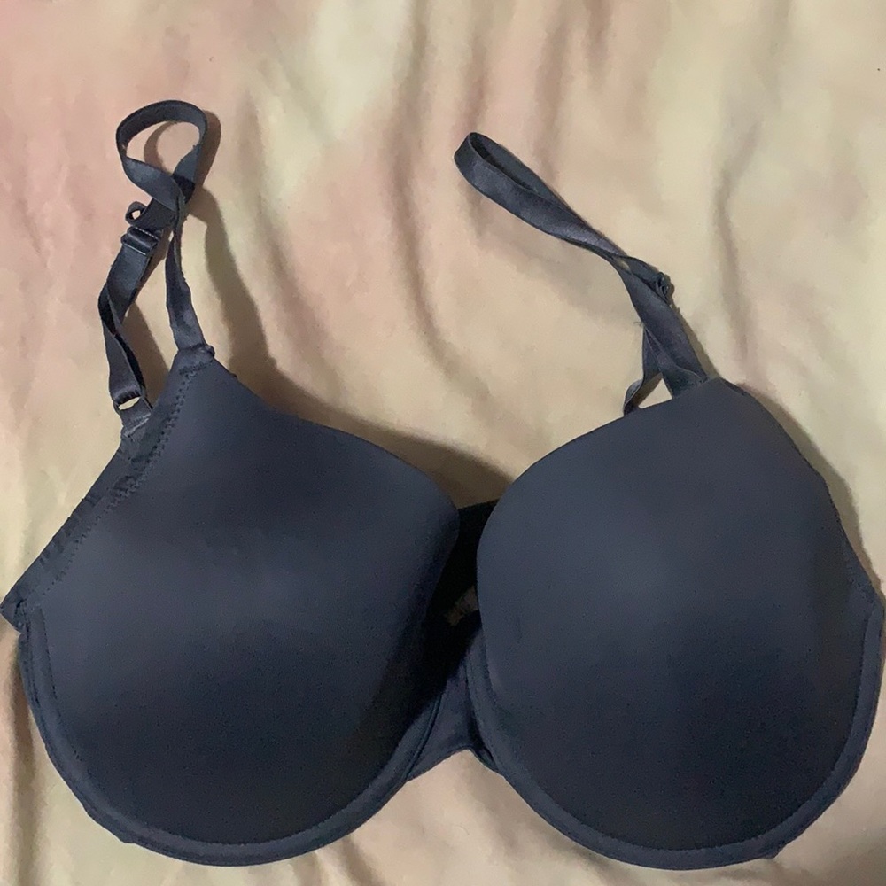 Gray woman bra, use like new!